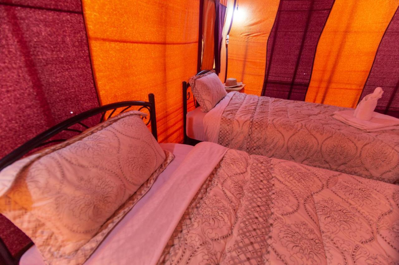 Merzouga Traditional Tents With Heating Hotel Exterior foto